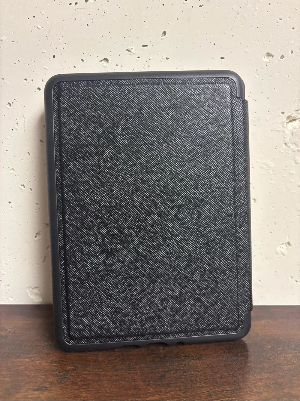 Magnetic Kindle Case Cover Pink Frog Knight Reading Design 7x5